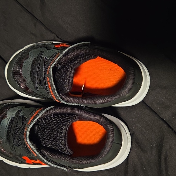 Under Armour Kids' Black and Orange Sneakers - Picture 7 of 12